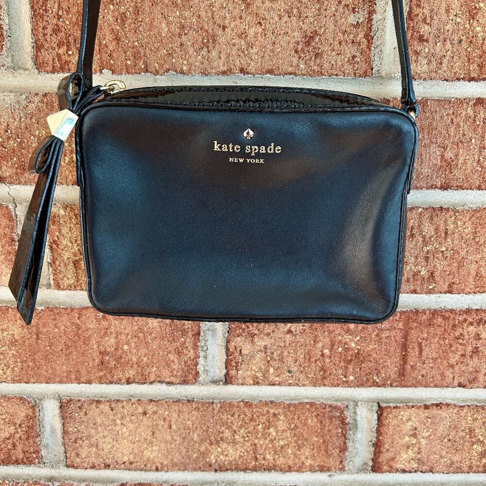 Kate Spade ♠️ Bow Tie Zipper Leather & Patent Leather Mini Crossbody Handbag
